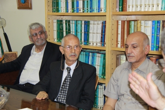 از راست: قاسم صافی، محمد حسن ابریشمی و مصطفی ذاکری