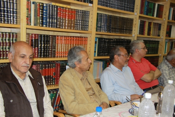 از راست: فرهنگ جهانبخش، محمود جعفری دهقی، عبدالحسند بصیره، قاسم صافی 