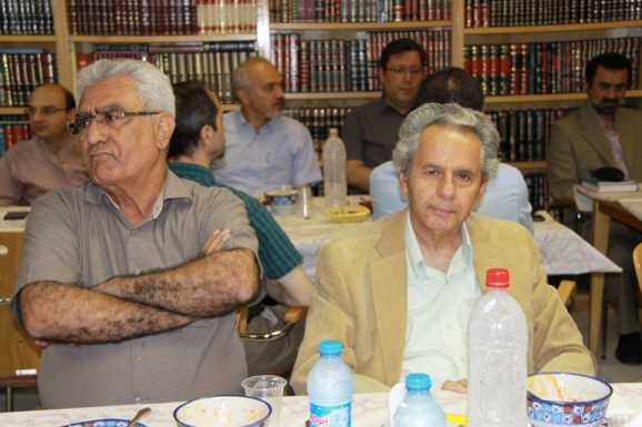 از راست : عبدالحسن بصیره و جواد محمدی خمک 