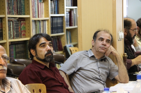 از راست: محسن ذاکرالحسینی و دکتر محمدرضا موحد 