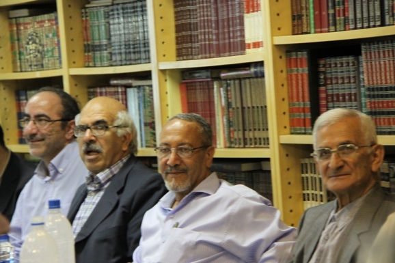 از راست: دکتر ابواالقاسم امامی، محمد جعفری دهقی، سید علی آل داود و علی اصغر محمدخانی