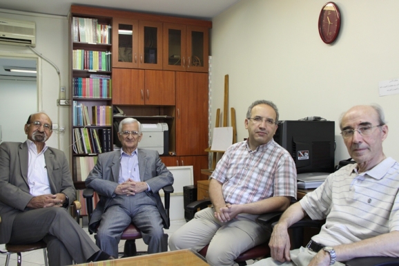 از راست: دکتر علی اشرف صادقی، سید سعید میرمحمدصادق، دکتر ابوالقاسم امامی و دکتر غلامرضا جمشیدنژاد اول 