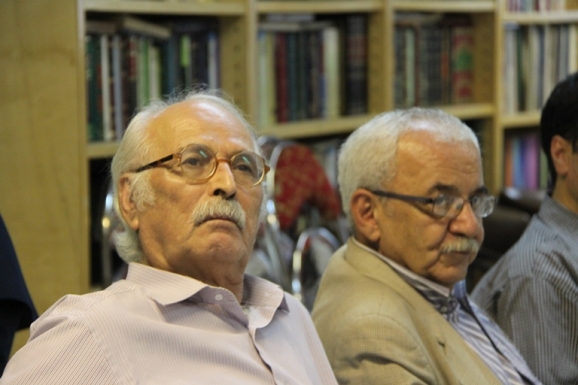 از راست: دکتر حسین معصومی همدانی و دکتر ضیاء موحد