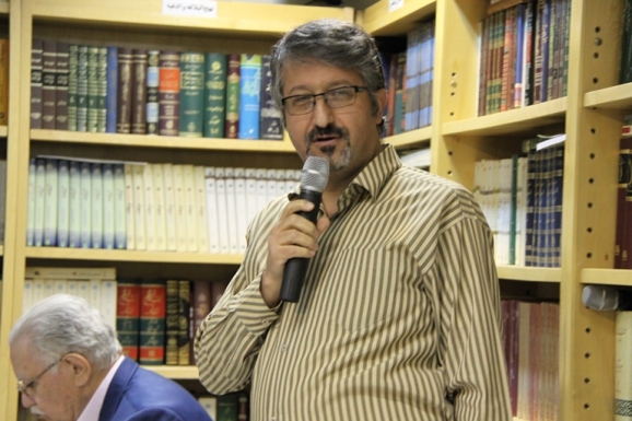 اکبر ایرانی - مدیرعامل مرکز پژوهشی میراث مکتوب 